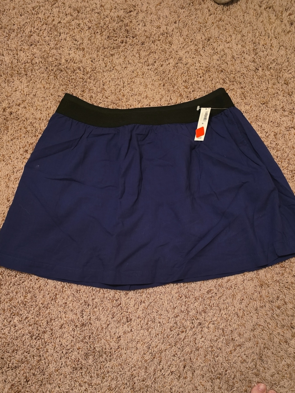 Old Navy Navy Skater Skirt with Black Elastic Waist